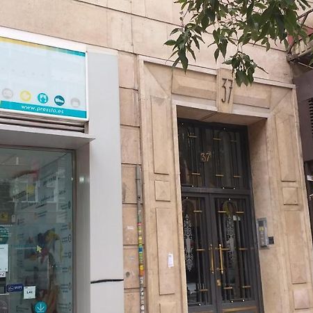 Jmg Hostels Мадрид Екстериор снимка