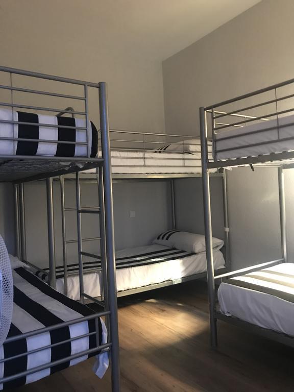 Jmg Hostels Мадрид Екстериор снимка