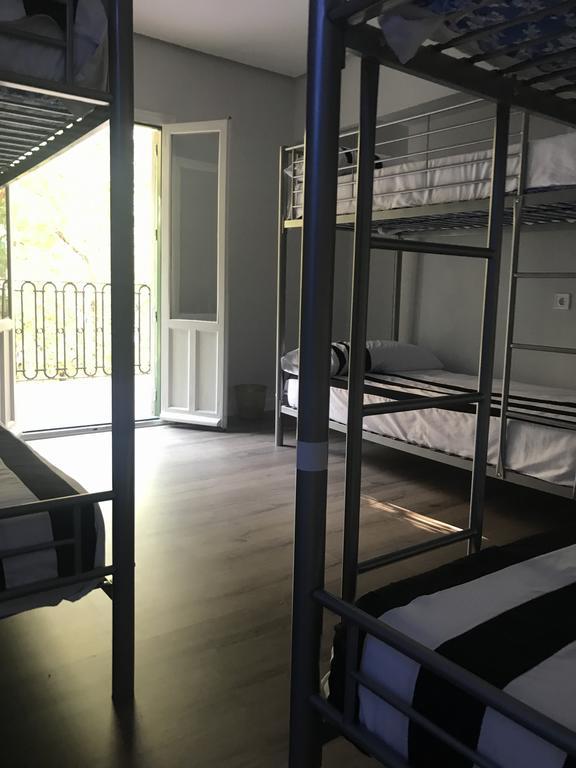 Jmg Hostels Мадрид Екстериор снимка