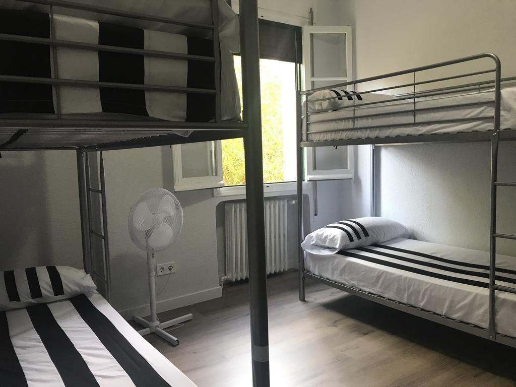 Jmg Hostels Мадрид Екстериор снимка