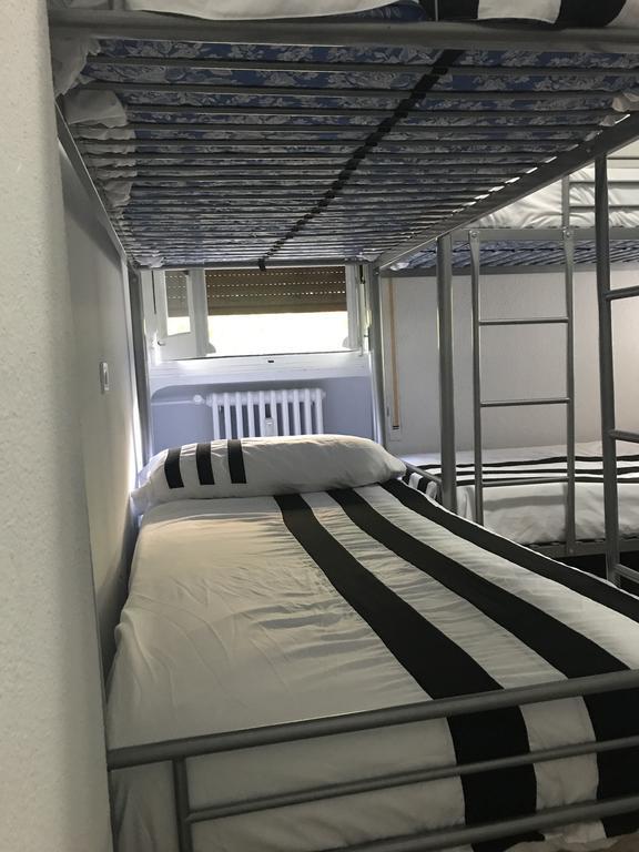 Jmg Hostels Мадрид Екстериор снимка