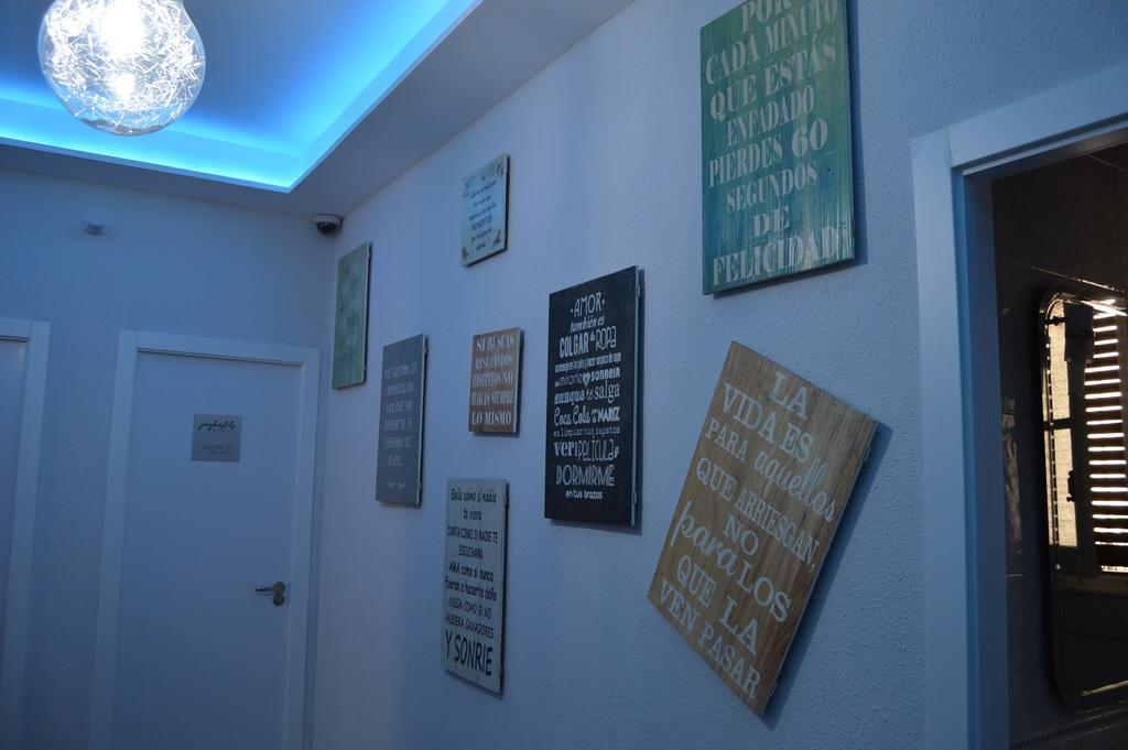 Jmg Hostels Мадрид Екстериор снимка