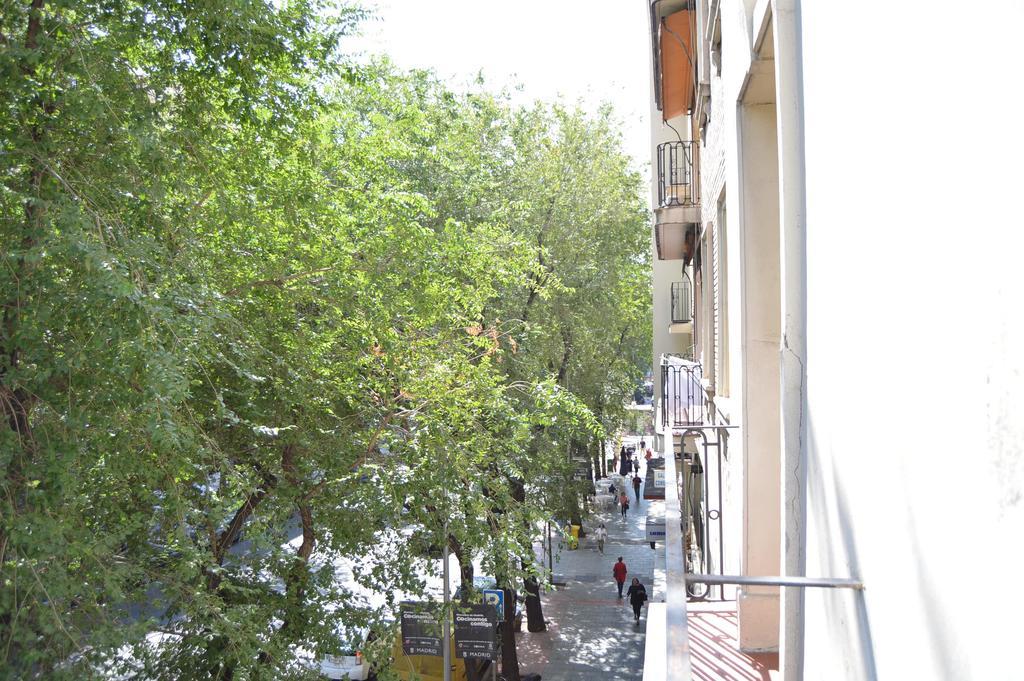 Jmg Hostels Мадрид Екстериор снимка